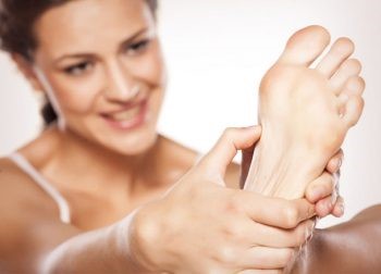 Do It Yourself Reflexology to Heal and Invigorate