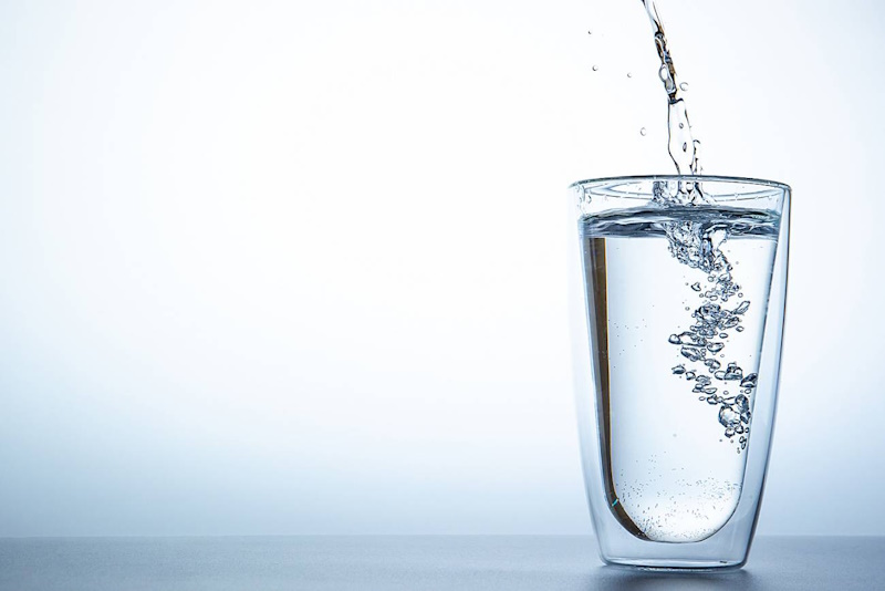 Read more about the article 7 Science-Based Health Benefits Of Drinking Enough Water