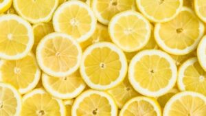 Read more about the article Wake Up Right: Drink Lemon Water