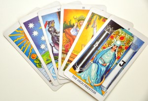 Read more about the article NUMBERS AND TAROT